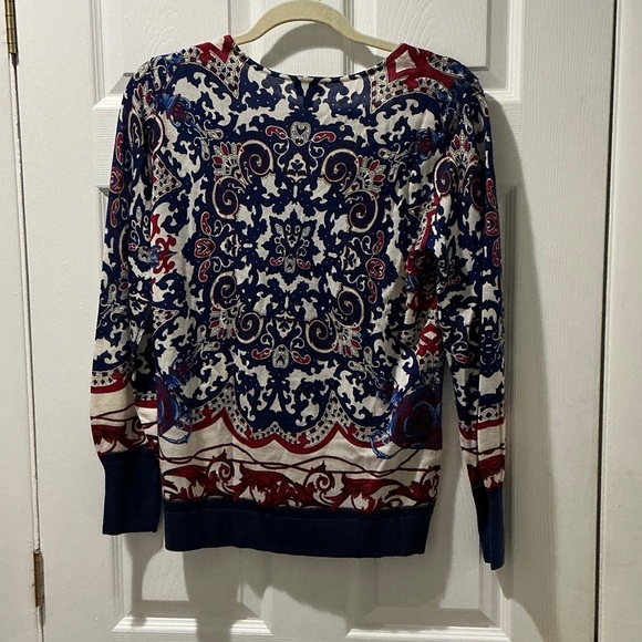 Talbots NEW Elegant Blue and Red Paisley Top Size Medium - Picture 7 of 10